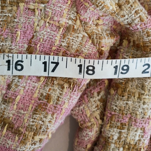 JÔN Pink Tweed Skirt Suit Set Size 10 Fringe Trim Bow Detail 3/4 Sleeve Blazer - Picture 16 of 16